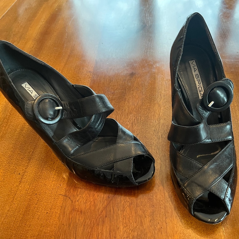 Via Spiga Black Patent Heel